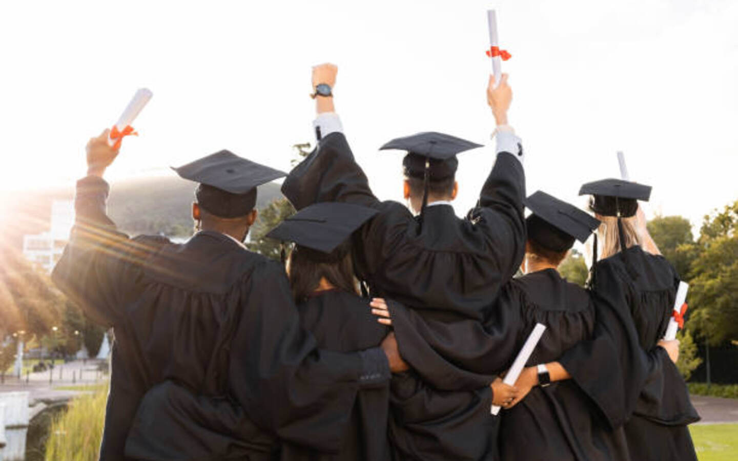 Groupe d'étudiants de profils variés accompagnés par Studento